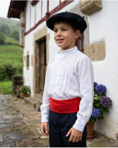 Camisa o blusón blanco vasco para niño O233.