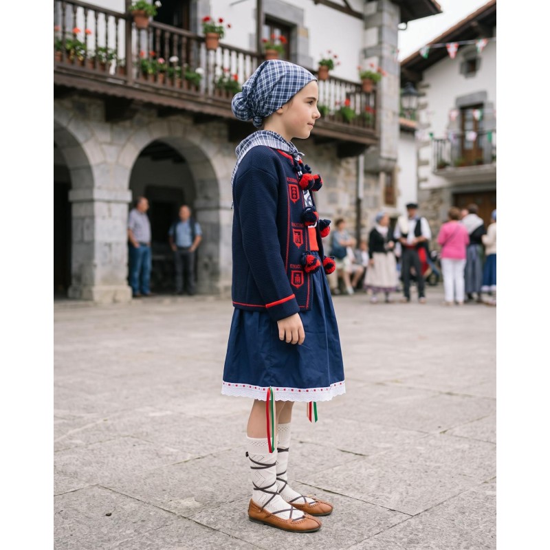 Pack traje vasco de niña con chaqueta mendigozal azul marino