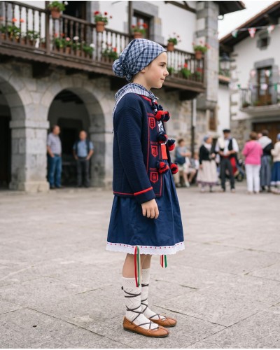 Pack traje vasco de niña con chaqueta mendigozal azul marino