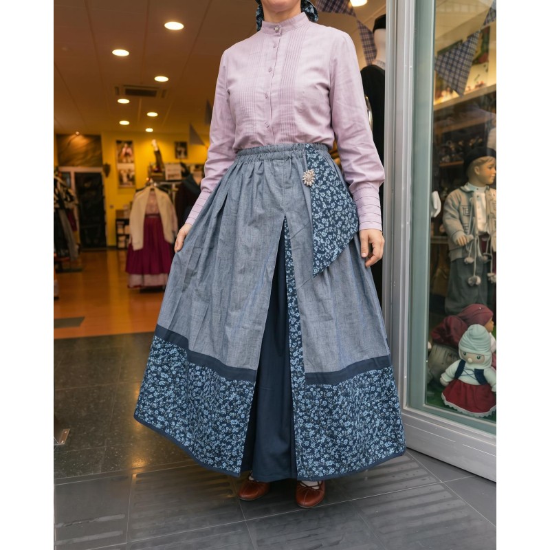 Falda vasca azul y gris floreada | Trajes vascos tradicionales