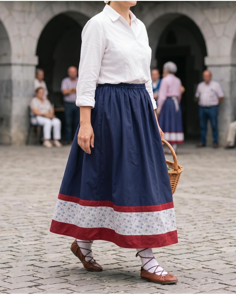 Falda tradicional vasca azul marino con greca roja
