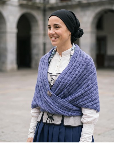 Toquilla vasca larga de mujer azul lavanda de punto